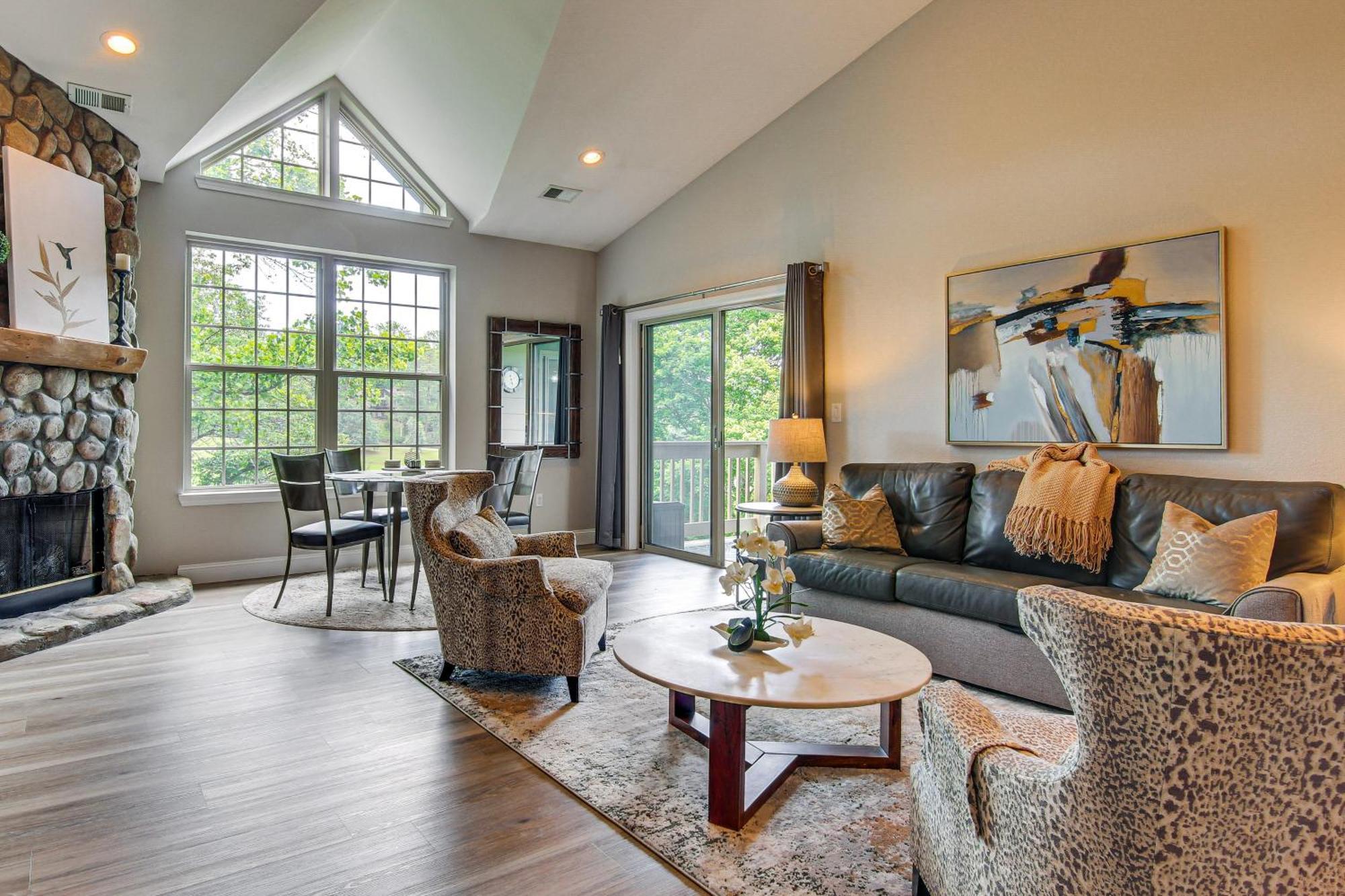 Lake Lure Condo With Resort Pool And Beach Access! ภายนอก รูปภาพ