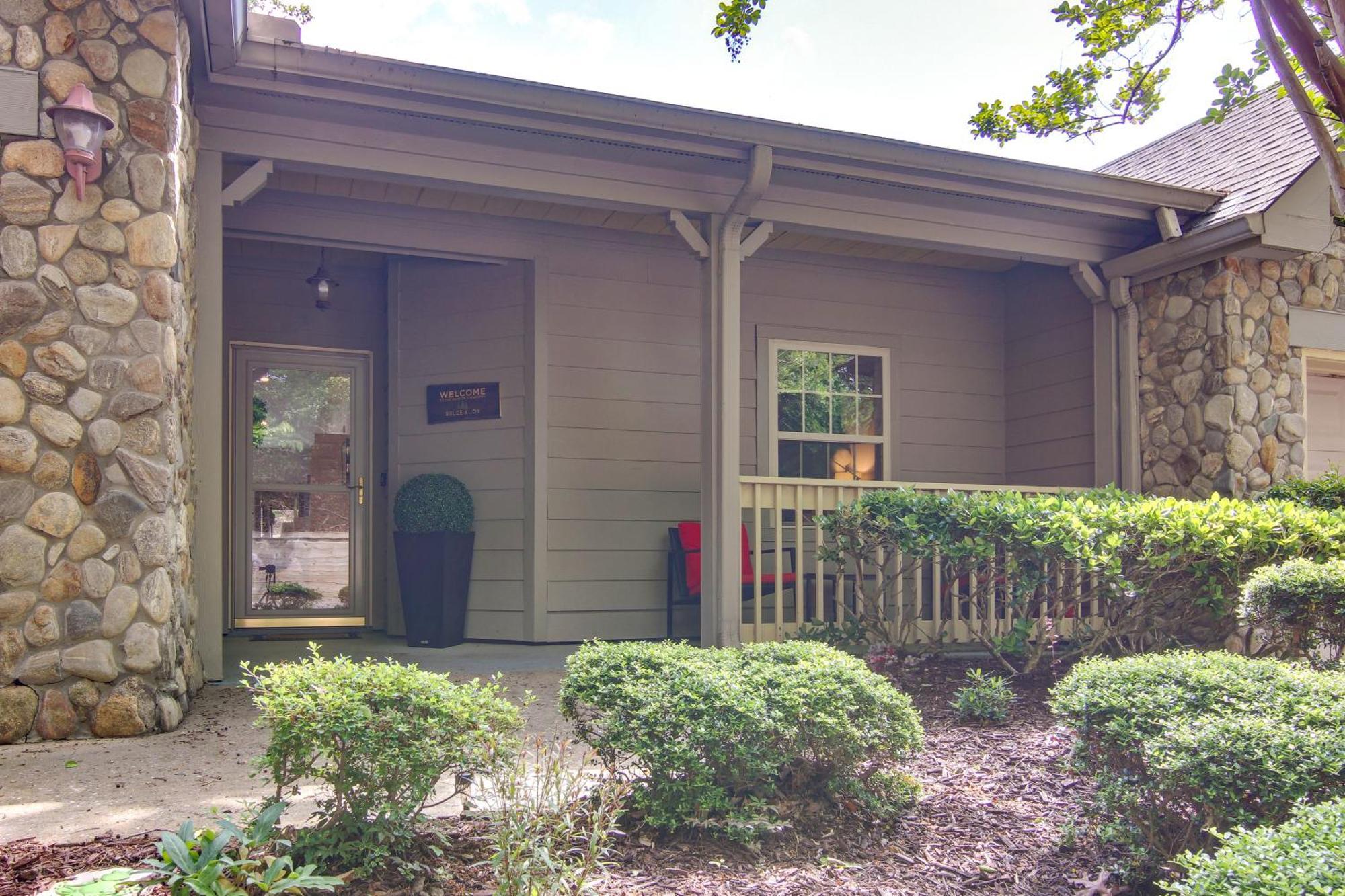 Lake Lure Condo With Resort Pool And Beach Access! ภายนอก รูปภาพ