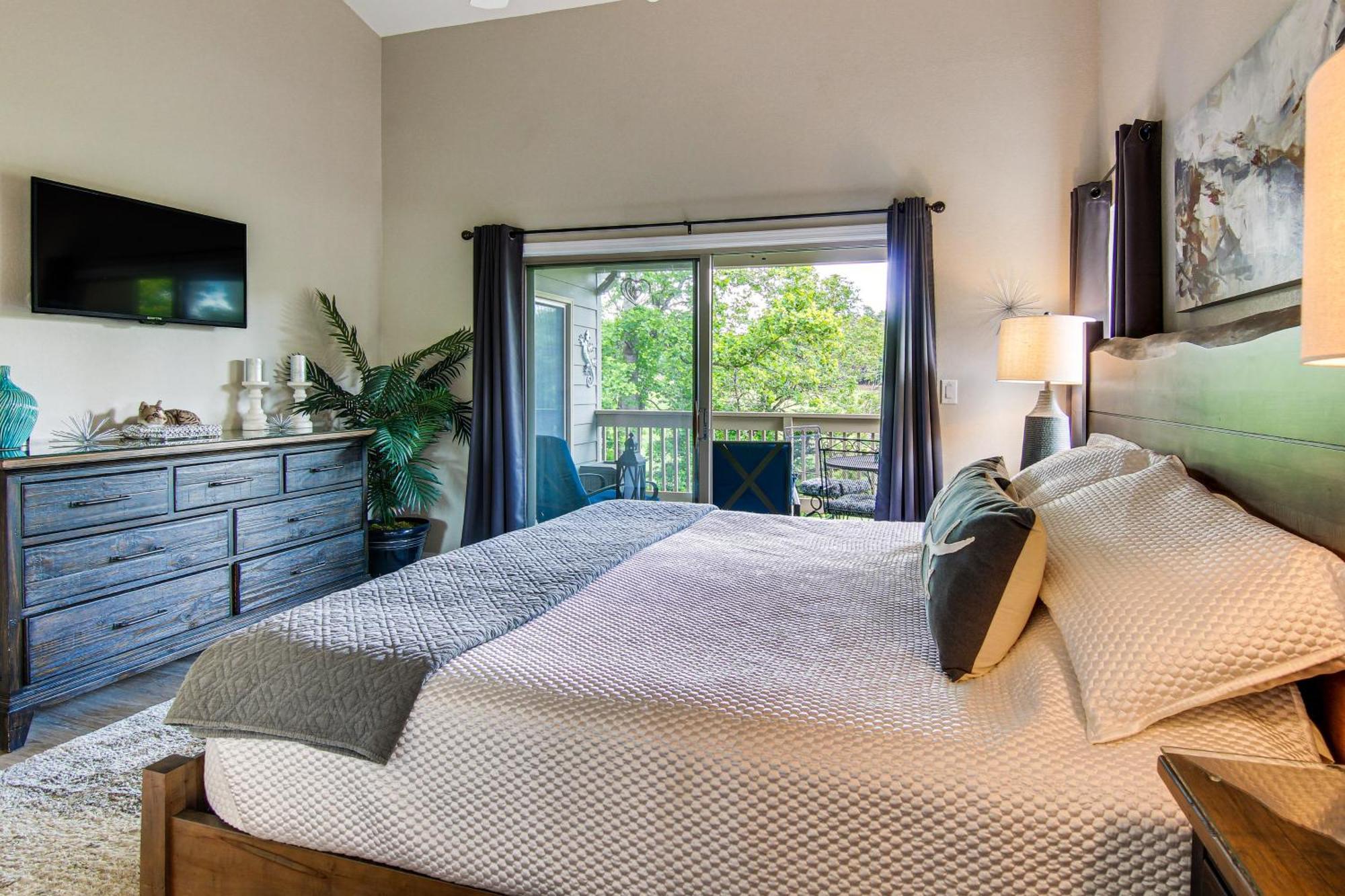 Lake Lure Condo With Resort Pool And Beach Access! ภายนอก รูปภาพ