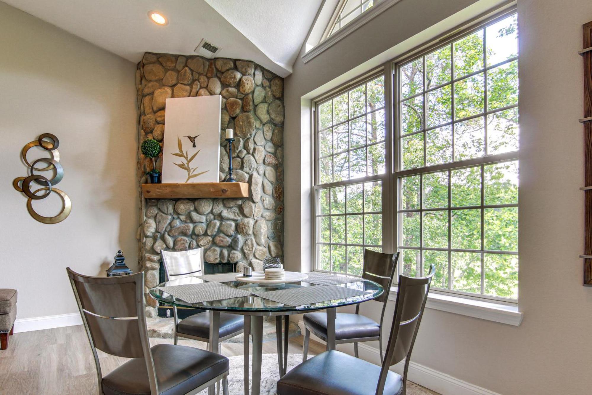 Lake Lure Condo With Resort Pool And Beach Access! ภายนอก รูปภาพ