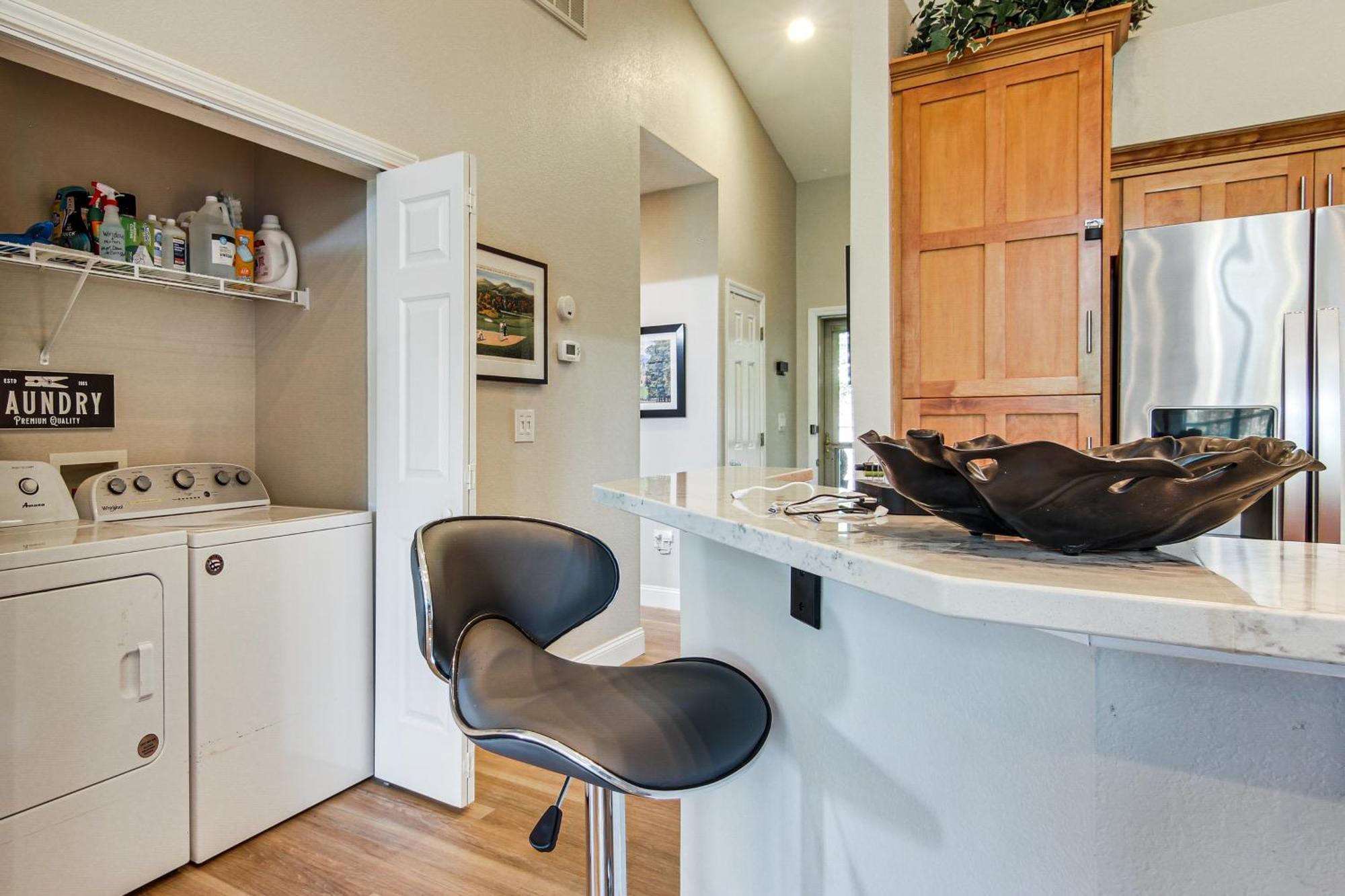 Lake Lure Condo With Resort Pool And Beach Access! ภายนอก รูปภาพ