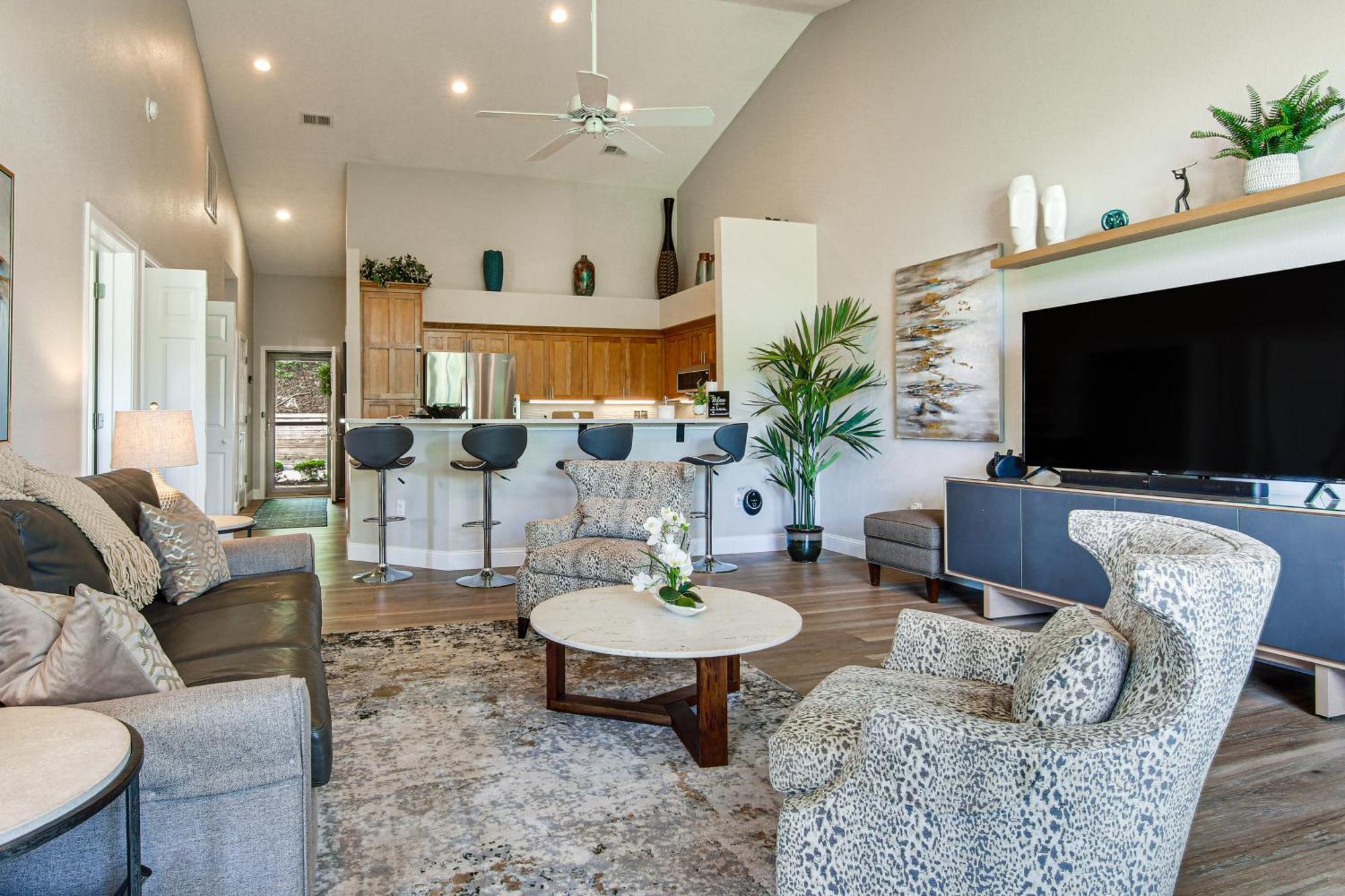 Lake Lure Condo With Resort Pool And Beach Access! ภายนอก รูปภาพ